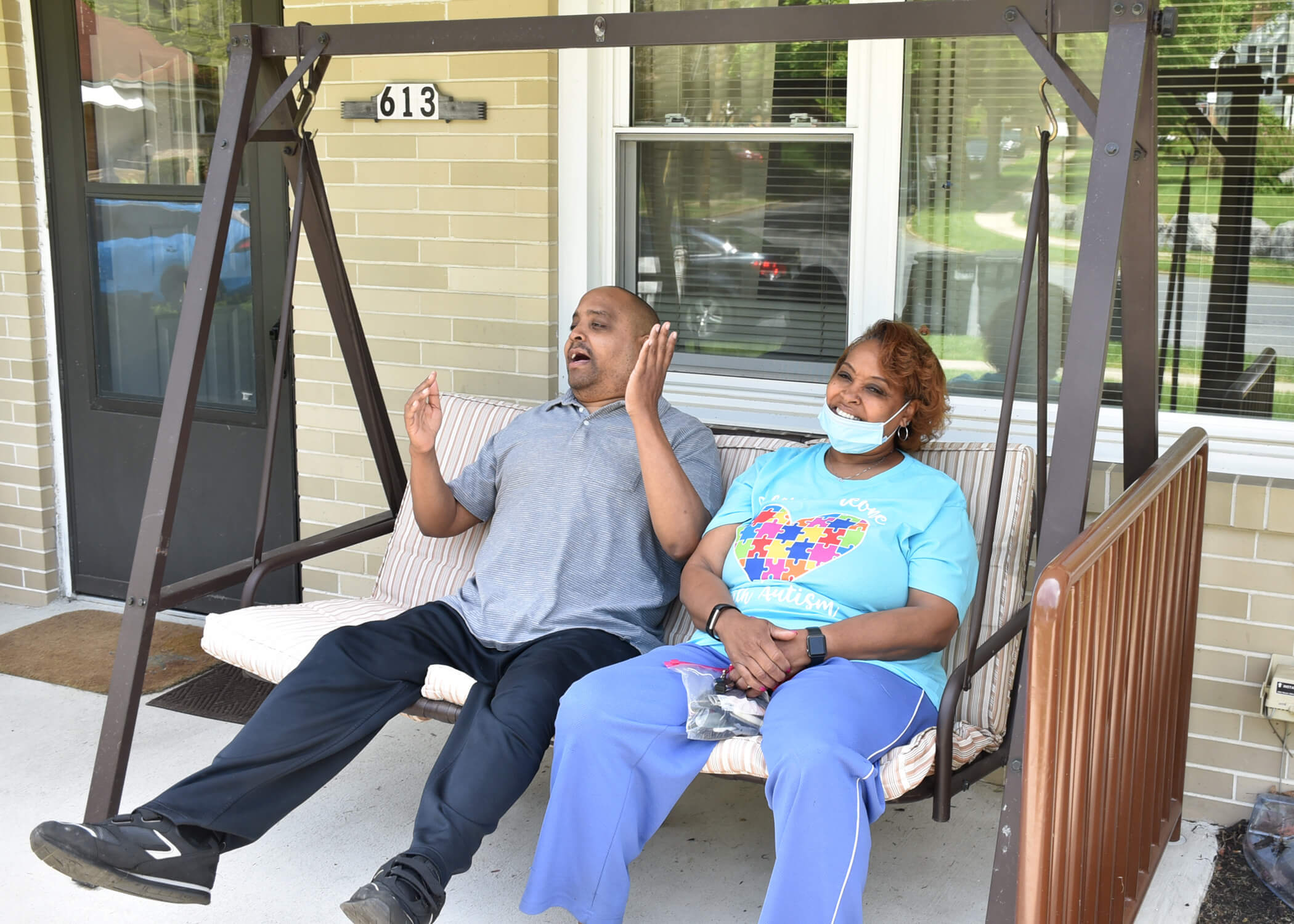 Carmen and Ray share a laugh